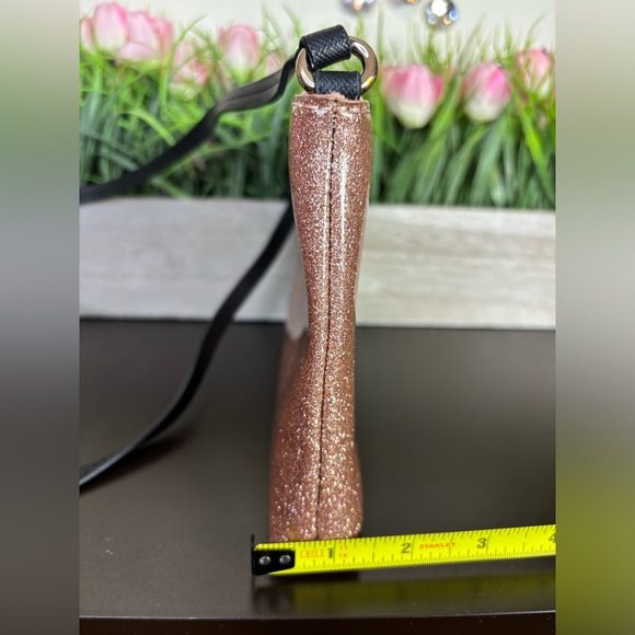 Kate spade ♠️ gold glitter crossbody handbag - Picture 9 of 16